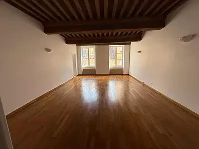 Tournus 71700 Location appartement 3 pièces t3