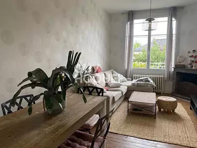 Tours 37100 Achat / Vente maison 4 pièces t4 au dernier étage cave