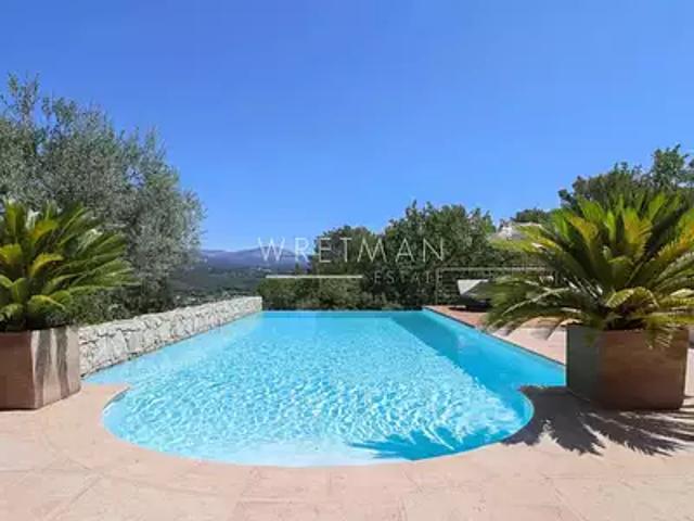 Tourrettes 83440 Achat / Vente maison 5 pièces t5 piscine
