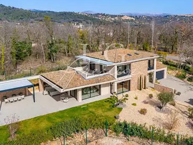 Tourrettes 83440 Achat / Vente maison 6 pièces t6 piscine