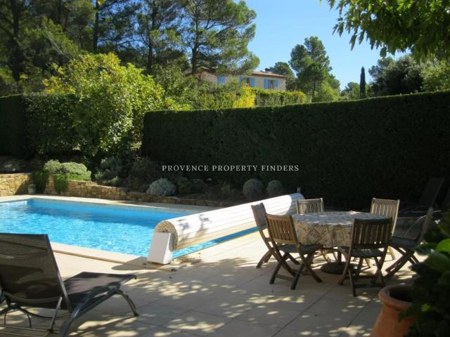 Tourtour, une villa des plus charmantes et prête à vous accu. 174m² Tourtour