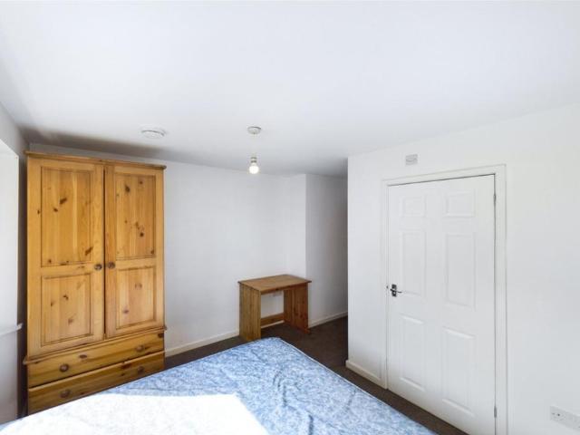 Towcester Road, Northampton NN4 1 bed in a house share to rent £575 pcm £133 pw
