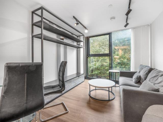 Tower Bridge Road, London SE1, 1 bed flat to rent, £2,500 pcm | PrimeLocation