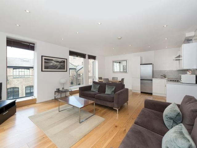 Tower Bridge Road, London SE1, 2 bed flat to rent, £3,000 pcm | PrimeLocation