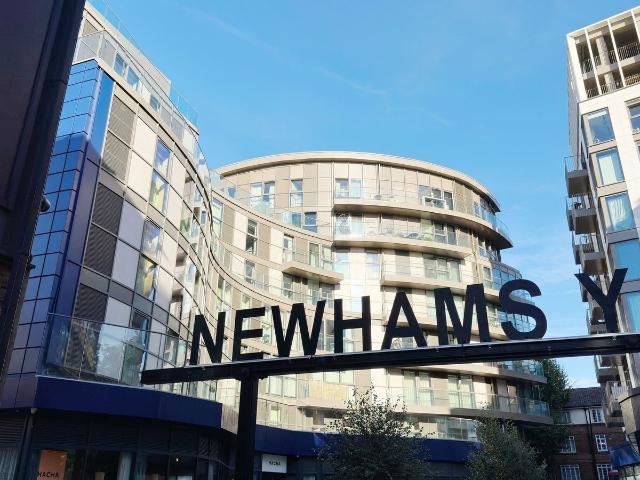 Tower Bridge Road, London SE1, 2 bed flat to rent, £3,400 pcm | PrimeLocation