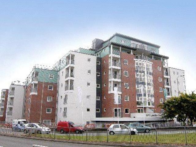 Tower Court, No1 London Road, Newcastle Under Lyme, Staffordshire ST5, 2 bed flat to rent, £1,050 pcm | PrimeLocation