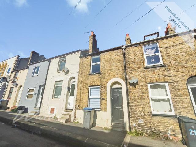 Tower Hamlets Street Dover CT17 2 bed terraced house to rent £1,000 pcm £231 pw