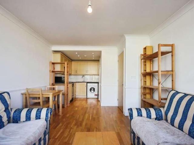 Town Meadow, Brentford, TW8