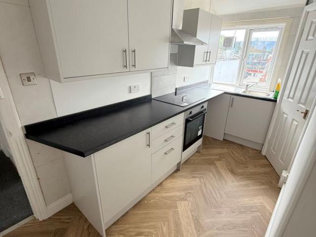 Town Centre, Doncaster DN1, 2 bed flat to rent, £700 pcm | PrimeLocation