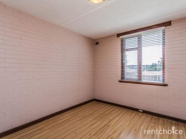Town Centre Location – Best Apartment on the Beaconsfield Border