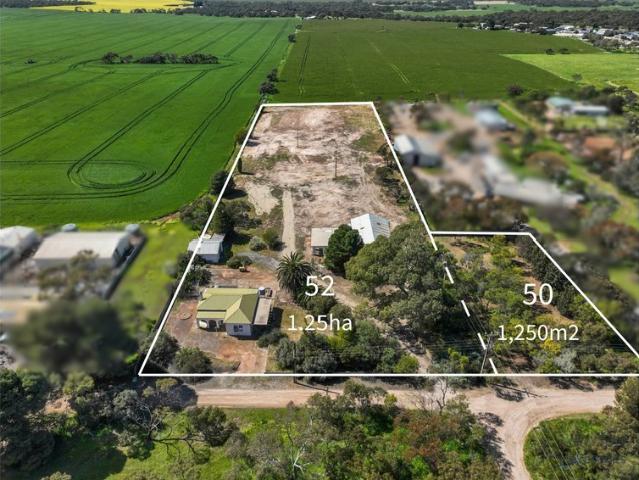 Town convenience, Rural Space on 3.4 Acres
