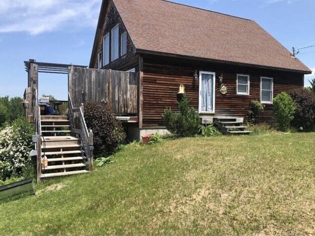 Town Farm Est, Paris, Home For Sale