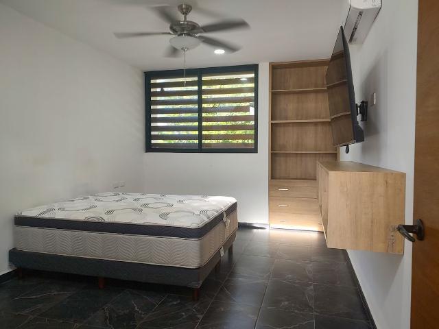 Town House amueblado con 2 habitaciones en Renta en Xcanatun