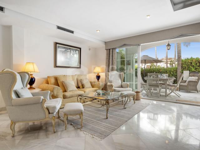 Town House for long term rent in Marbella Golden Mile, Marbella All