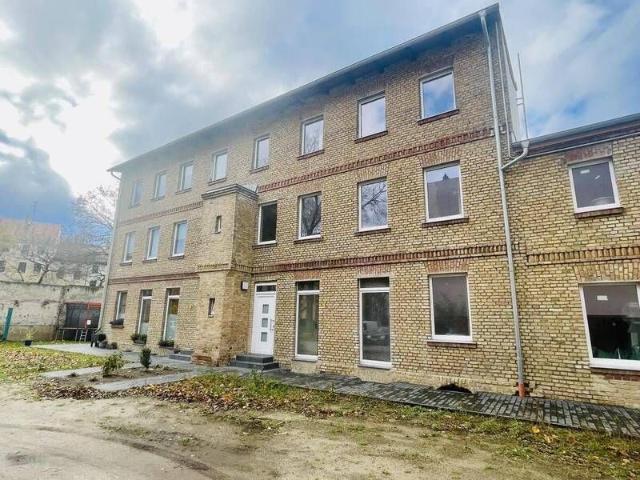 Town House in super Lage nahe Köllnischer Platz!