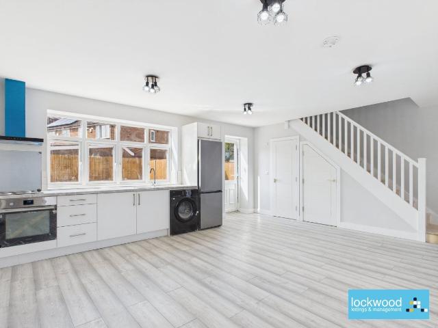 Town Lane, Stanwell TW19, 2 bed property to rent, £1,800 pcm | PrimeLocation