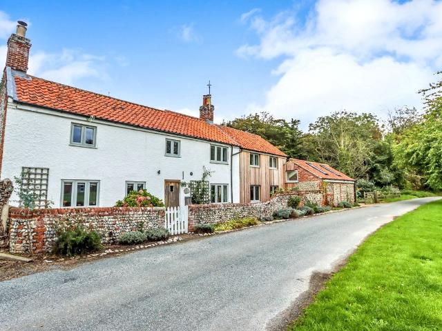 Town Street, Hickling NR12, 3 bed detached house to rent, £1,695 pcm | PrimeLocation
