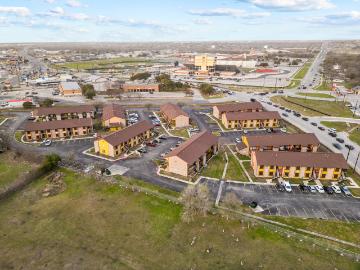 Towne East Village Apartment Homes