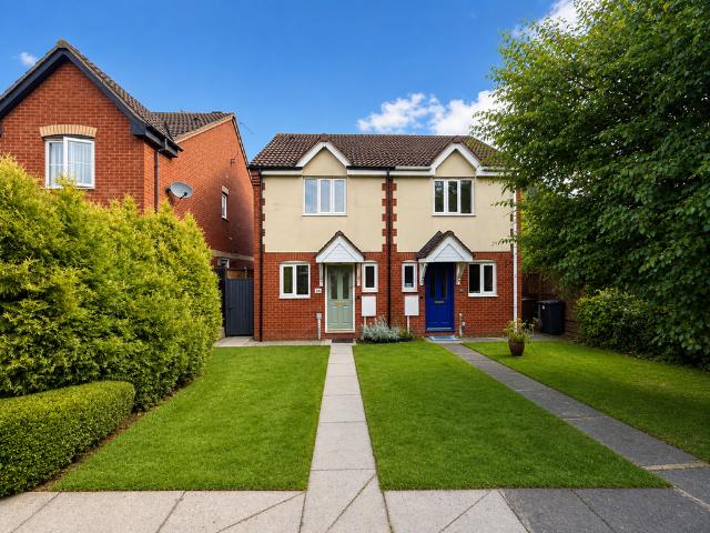 Towneley, Worcester, WR4 2 bed semi detached house to rent £1,100 pcm £254 pw