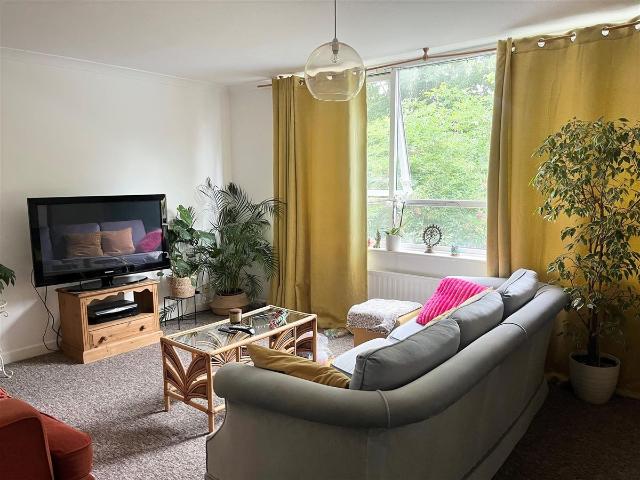 Townfield, Rickmansworth WD3, 4 bed terraced house to rent, £2,350 pcm | PrimeLocation