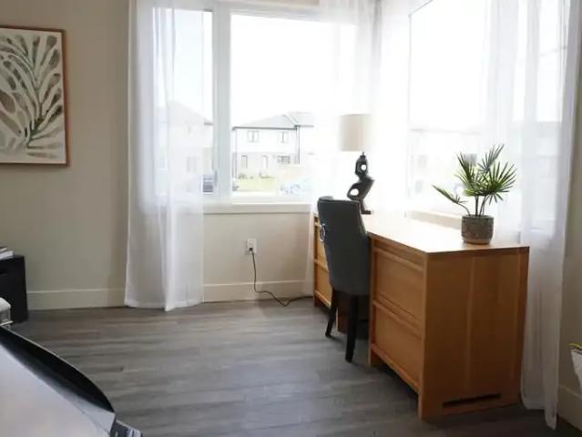 Townhouse 3.5 Bedroom For Rent London ON 2750 ES100249593