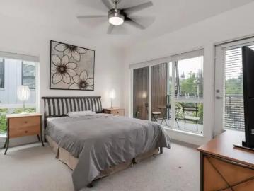 Townhouse 3 Bedroom For Rent North Vancouver BC 2200 ES103542209
