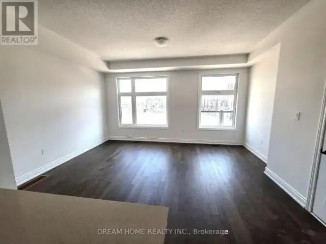 Townhouse 3 Bedroom For Rent Oakville ON 3550 ES105118948