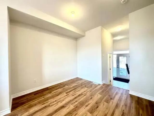 Townhouse 3 Bedroom For Rent Orleans ON 2799 ES103611595