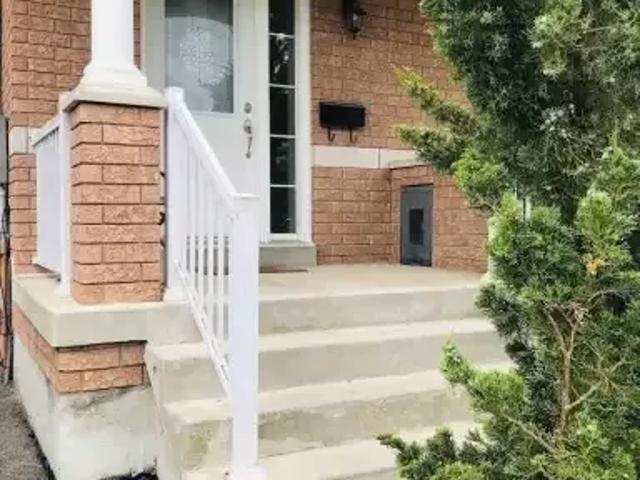 Townhouse 3 Bedroom For Rent Ajax ON 3000 ES103594440