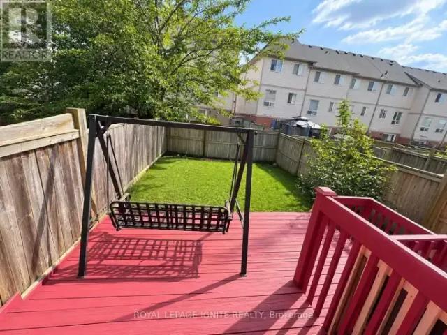 Townhouse 3 Bedroom For Rent Ajax ON 3000 ES105360075