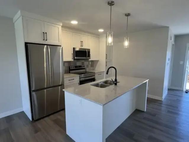 Townhouse 3 Bedroom For Rent Blackfalds AB 2200 ES105543465