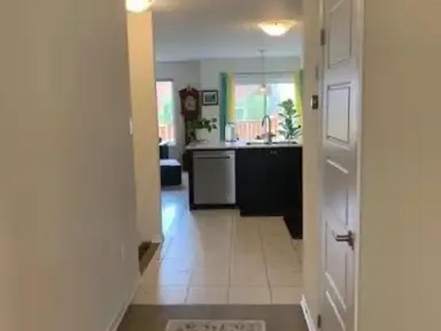 Townhouse 3 Bedroom For Rent Breslau ON 2650 ES105359709