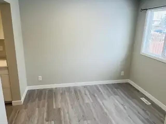 Townhouse 3 Bedroom For Rent Calgary AB 1850 ES104681810
