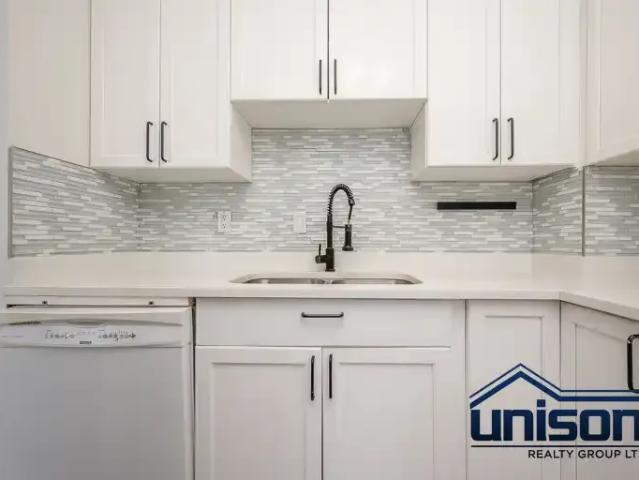 Townhouse 3 Bedroom For Rent Calgary AB 1800 ES105643353