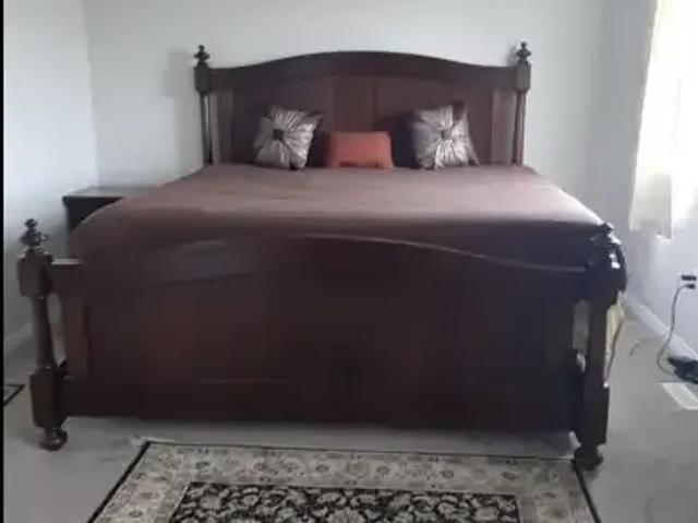 Townhouse 3 Bedroom For Rent Calgary AB 1900 ES104507029