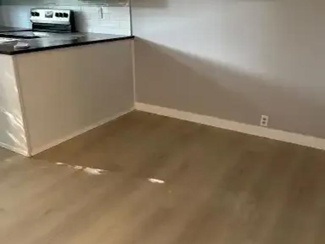 Townhouse 3 Bedroom For Rent Calgary AB 2100 ES104711560