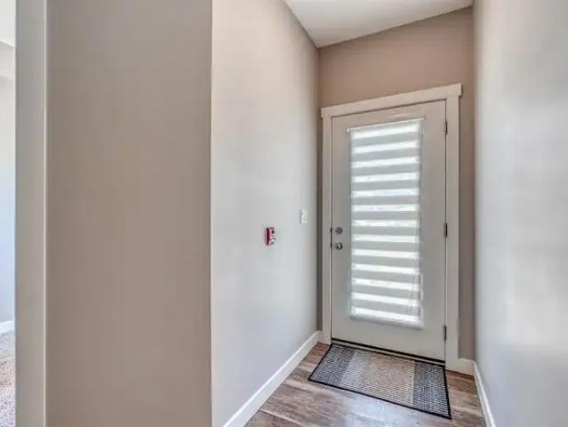 Townhouse 3 Bedroom For Rent Calgary AB 2100 ES105394699