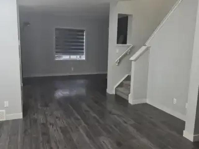 Townhouse 3 Bedroom For Rent Calgary AB 2350 ES105394754