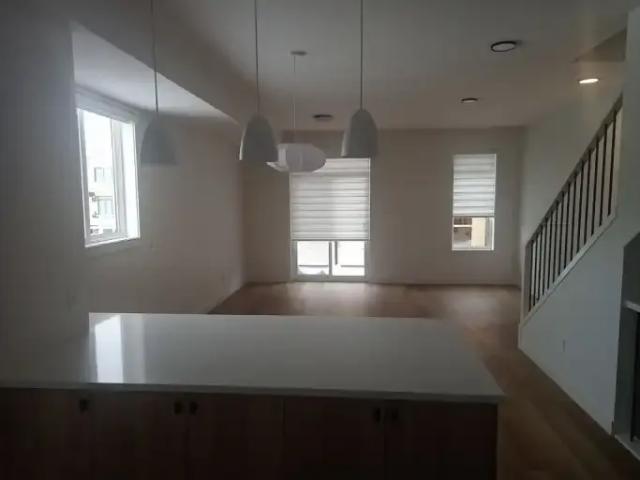 Townhouse 3 Bedroom For Rent Calgary AB 2365 ES104711048