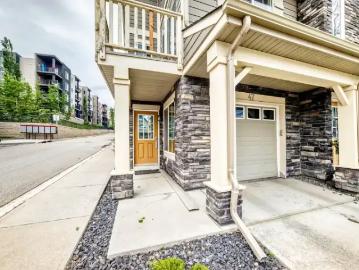 Townhouse 3 Bedroom For Rent Calgary AB 2300 ES103367932
