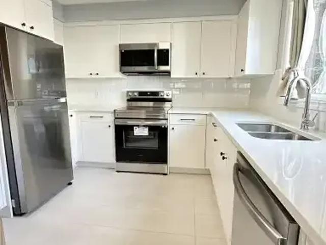 Townhouse 3 Bedroom For Rent Calgary AB 2300 ES103695149