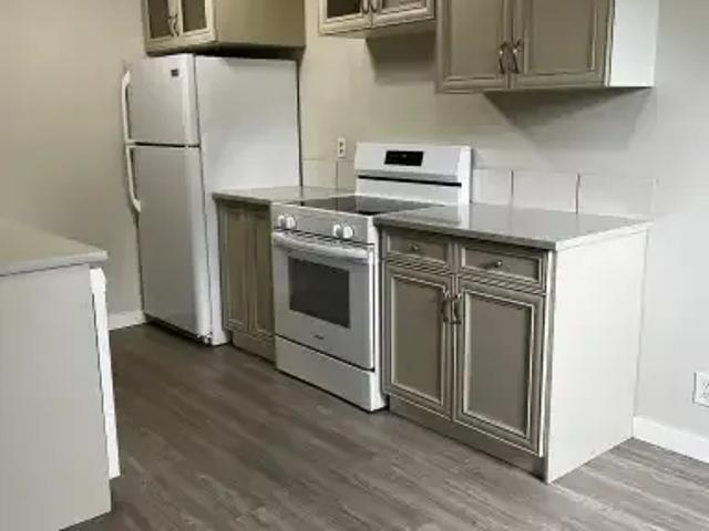 Townhouse 3 Bedroom For Rent Calgary AB 2500 ELS104182109