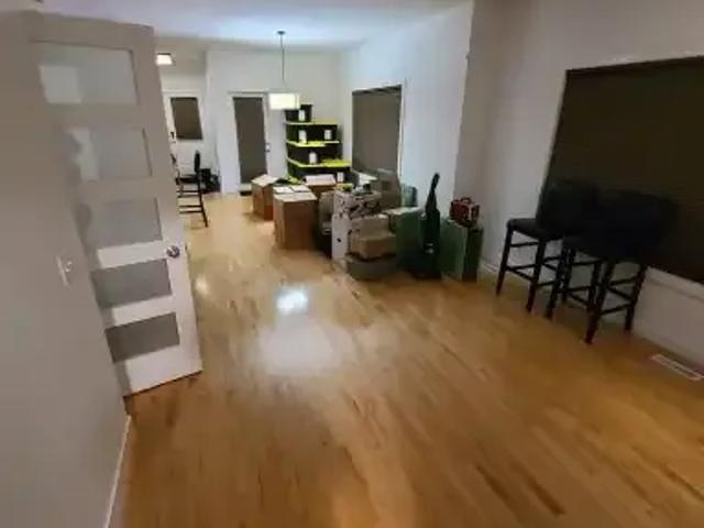 Townhouse 3 Bedroom For Rent Calgary AB 2500 ES105100729