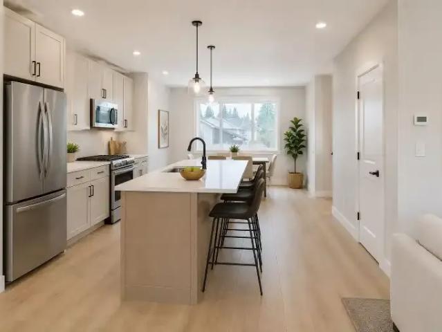 Townhouse 3 Bedroom For Rent Calgary AB 2800 ELS104940801