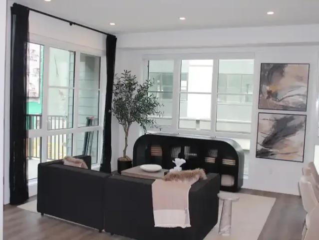 Townhouse 3 Bedroom For Rent Calgary AB 3100 ES105110838