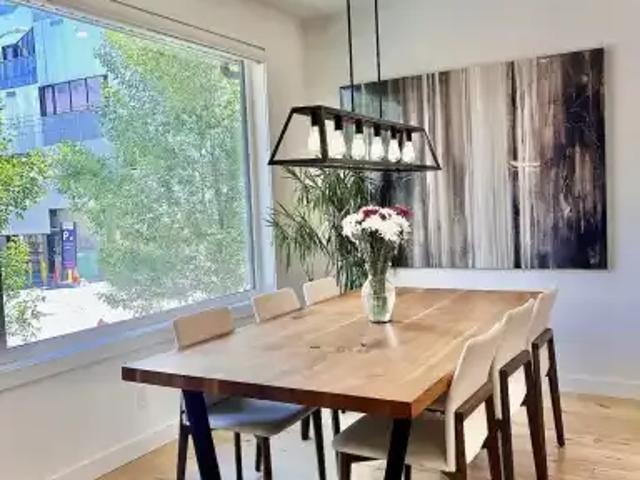 Townhouse 3 Bedroom For Rent Calgary AB 5199 ES105973466