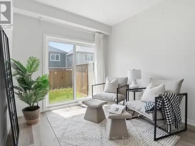 Townhouse 3 Bedroom For Rent Cambridge ON 2700 ELS103958742