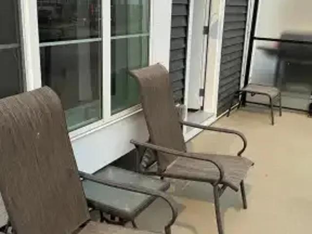 Townhouse 3 Bedroom For Rent Chestermere AB 2400 ES104910272