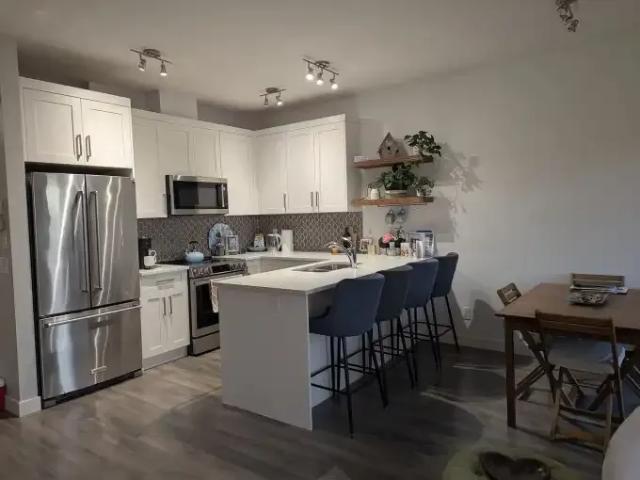 Townhouse 3 Bedroom For Rent Cochrane AB 2350 ES105973528