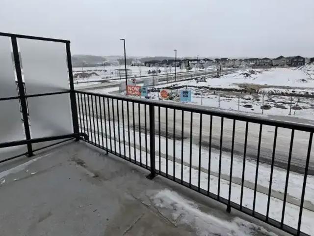 Townhouse 3 Bedroom For Rent Cochrane AB 2395 ES105309332